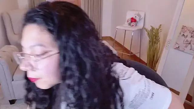 Girls and cam to cam: Watch as these sophisticated entertainers uncover their stunning costumes and curvaceous curves online!