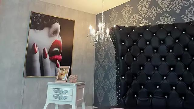 Girls and cam to cam: Watch as these sophisticated entertainers uncover their stunning costumes and curvaceous curves online!