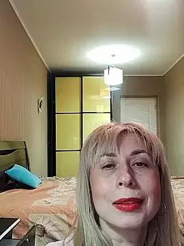 SelinaLovqx from StripChat is Freechat