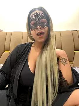 Girls and cam to cam: Watch as these sophisticated entertainers uncover their stunning costumes and curvaceous curves online!