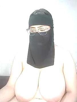 Sexy__Arab from StripChat is Freechat