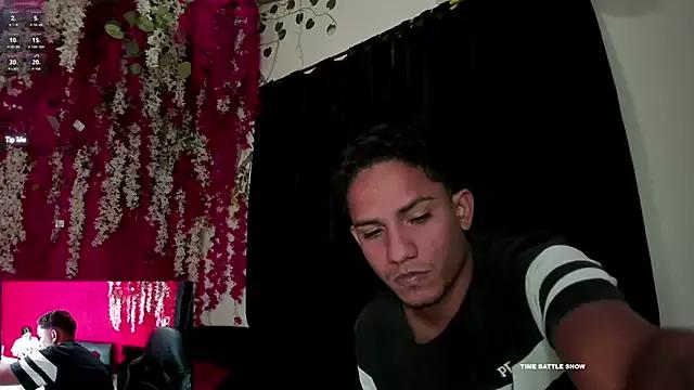 Girls and cam to cam: Watch as these sophisticated entertainers uncover their stunning costumes and curvaceous curves online!