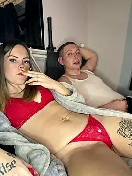 SexyLoLoUK from StripChat is Freechat