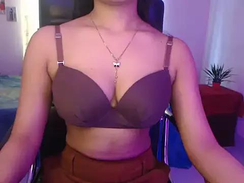 SexyMihika from StripChat is Freechat