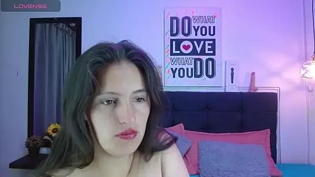 Girls and cam to cam: Watch as these sophisticated entertainers uncover their stunning costumes and curvaceous curves online!
