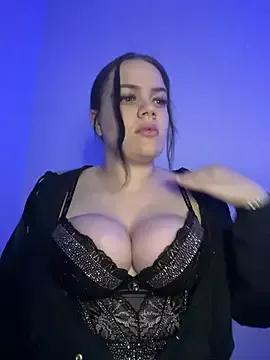 ShellyDeluxe from StripChat is Freechat