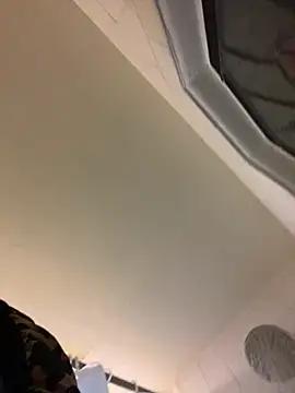 shortandstackeddd from StripChat is Freechat