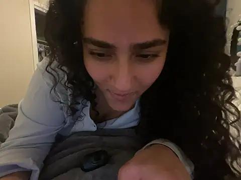 silkygemm from StripChat is Freechat