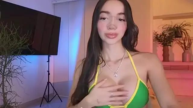Siny_Moore from StripChat is Freechat