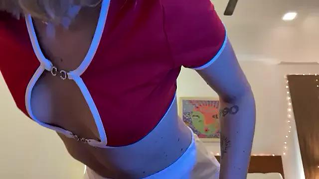 Girls and cam to cam: Watch as these sophisticated entertainers uncover their stunning costumes and curvaceous curves online!