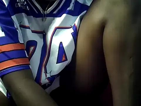 skinnysexynaughty from StripChat is Freechat