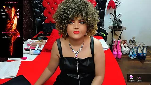Girls and cam to cam: Watch as these sophisticated entertainers uncover their stunning costumes and curvaceous curves online!