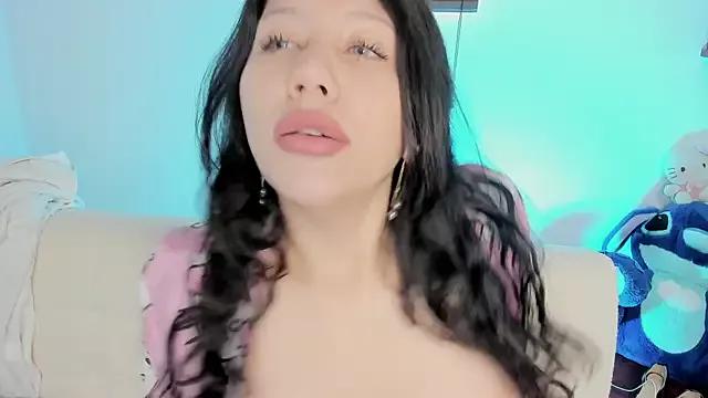 Snow-TV from StripChat is Freechat