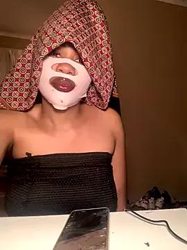 snowwhittie from StripChat is Freechat
