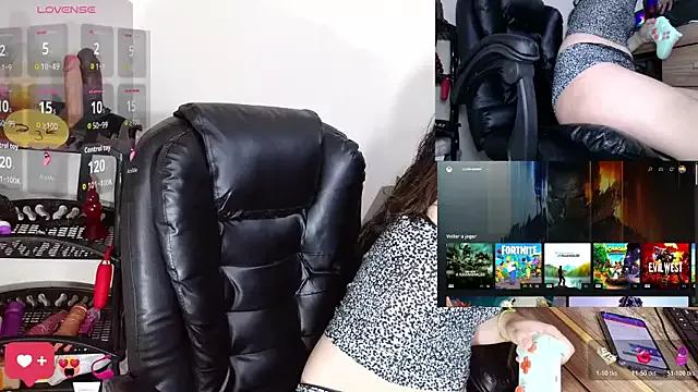 Girls and cam to cam: Watch as these sophisticated entertainers uncover their stunning costumes and curvaceous curves online!