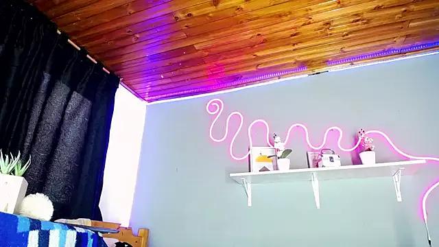 Girls and cam to cam: Watch as these sophisticated entertainers uncover their stunning costumes and curvaceous curves online!