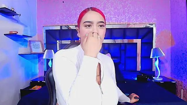 Girls and cam to cam: Watch as these sophisticated entertainers uncover their stunning costumes and curvaceous curves online!