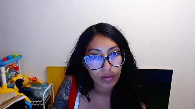 Girls and cam to cam: Watch as these sophisticated entertainers uncover their stunning costumes and curvaceous curves online!