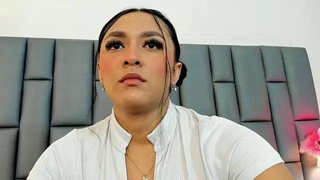 Girls and cam to cam: Watch as these sophisticated entertainers uncover their stunning costumes and curvaceous curves online!
