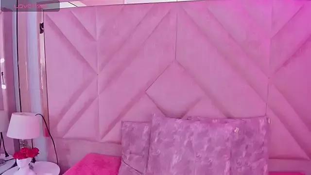 Girls and cam to cam: Watch as these sophisticated entertainers uncover their stunning costumes and curvaceous curves online!