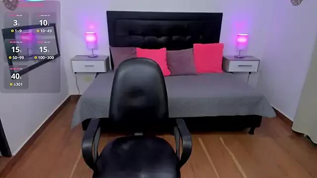 Girls and cam to cam: Watch as these sophisticated entertainers uncover their stunning costumes and curvaceous curves online!