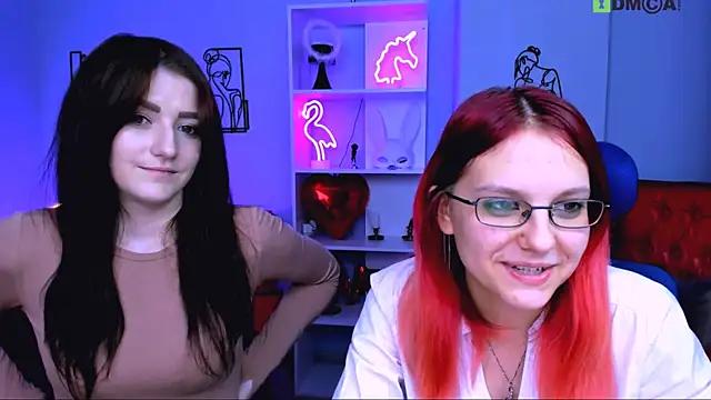 Girls and cam to cam: Watch as these sophisticated entertainers uncover their stunning costumes and curvaceous curves online!
