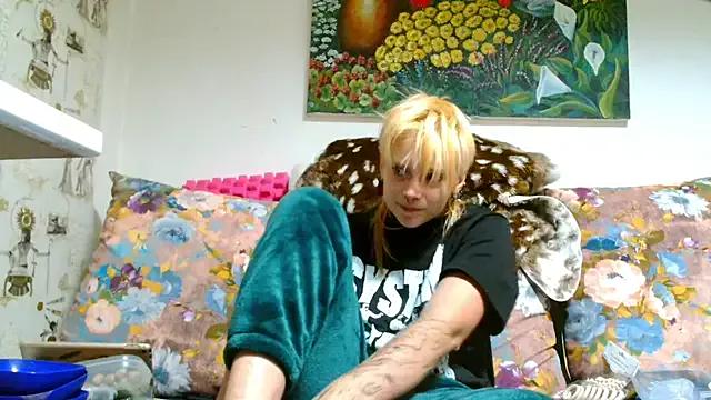 Sophie_Bell from StripChat is Freechat