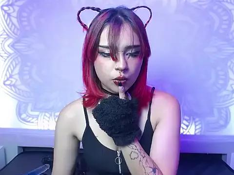 Girls and cam to cam: Watch as these sophisticated entertainers uncover their stunning costumes and curvaceous curves online!