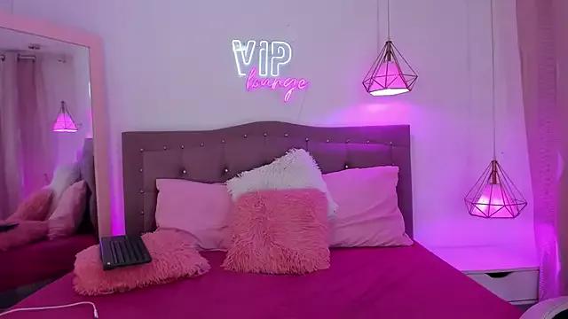 Girls and cam to cam: Watch as these sophisticated entertainers uncover their stunning costumes and curvaceous curves online!