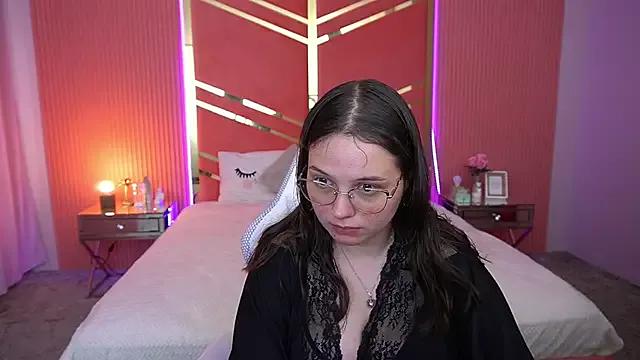 Girls and cam to cam: Watch as these sophisticated entertainers uncover their stunning costumes and curvaceous curves online!