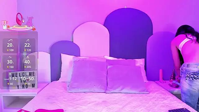 Girls and cam to cam: Watch as these sophisticated entertainers uncover their stunning costumes and curvaceous curves online!