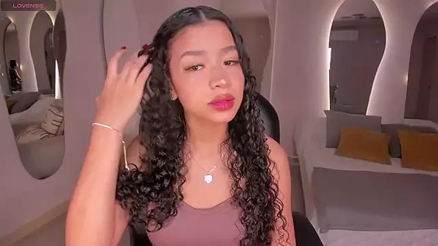SophieHouston_ from StripChat is Freechat