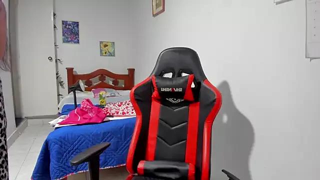 Girls and cam to cam: Watch as these sophisticated entertainers uncover their stunning costumes and curvaceous curves online!