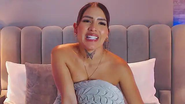 Girls and cam to cam: Watch as these sophisticated entertainers uncover their stunning costumes and curvaceous curves online!