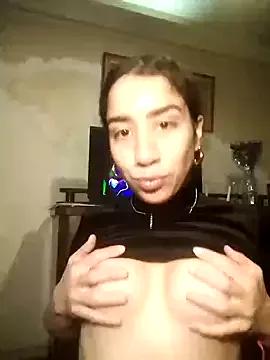 Souphicherry from StripChat is Freechat