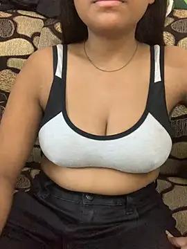 Sparkle-Soul from StripChat is Freechat