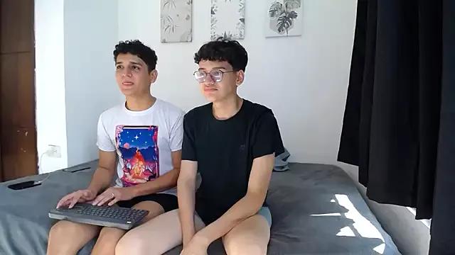 Girls and cam to cam: Watch as these sophisticated entertainers uncover their stunning costumes and curvaceous curves online!