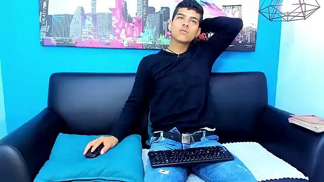 stanly_cooper from StripChat is Freechat