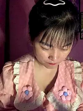 Star-sweet from StripChat is Freechat