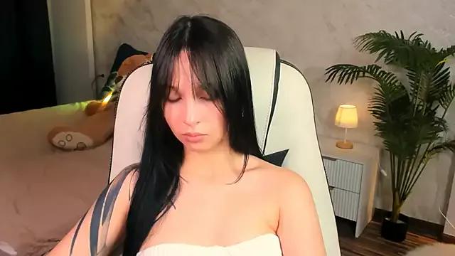 Girls and cam to cam: Watch as these sophisticated entertainers uncover their stunning costumes and curvaceous curves online!