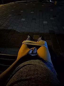 starvingo2002 from StripChat is Freechat