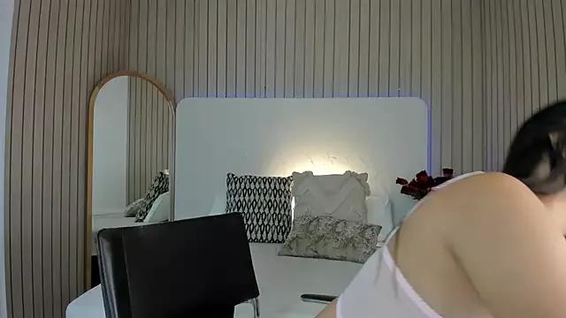 Girls and cam to cam: Watch as these sophisticated entertainers uncover their stunning costumes and curvaceous curves online!