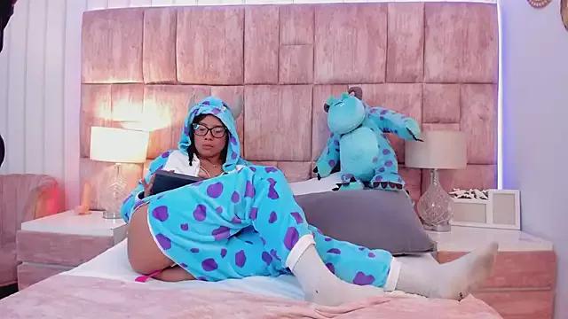 Girls and cam to cam: Watch as these sophisticated entertainers uncover their stunning costumes and curvaceous curves online!