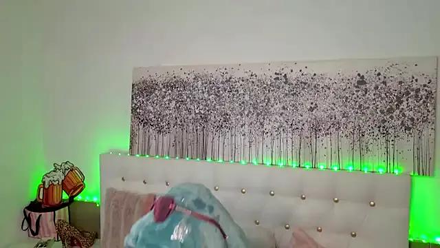 Girls and cam to cam: Watch as these sophisticated entertainers uncover their stunning costumes and curvaceous curves online!