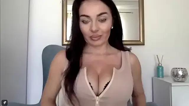 Girls and cam to cam: Watch as these sophisticated entertainers uncover their stunning costumes and curvaceous curves online!