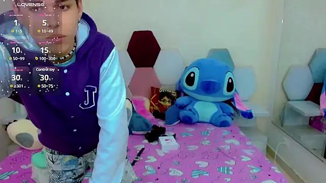 storm_and_timothy from StripChat is Freechat