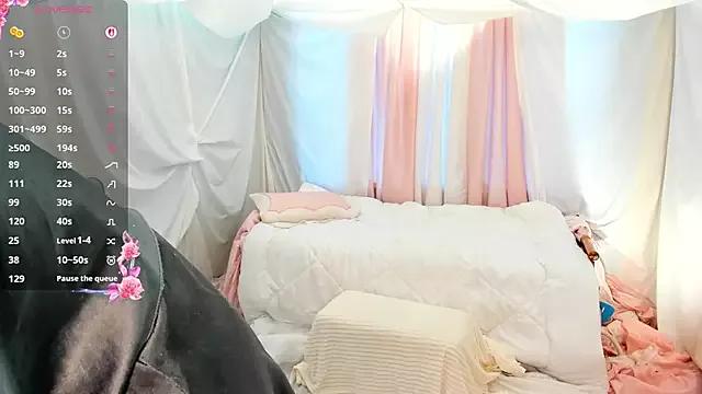 Girls and cam to cam: Watch as these sophisticated entertainers uncover their stunning costumes and curvaceous curves online!