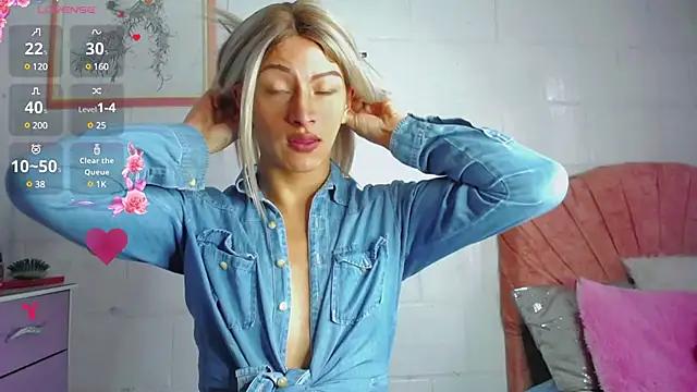 Girls and cam to cam: Watch as these sophisticated entertainers uncover their stunning costumes and curvaceous curves online!