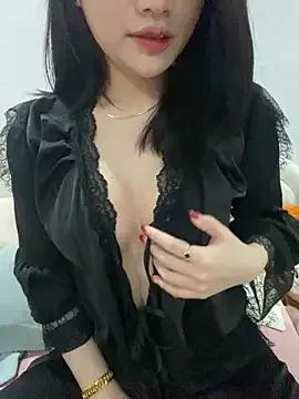 Sunny_babyy from StripChat is Freechat