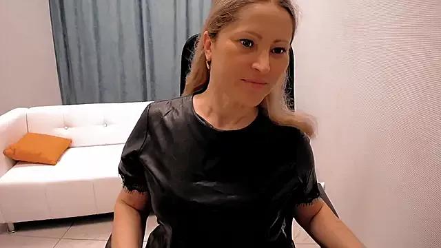 Girls and cam to cam: Watch as these sophisticated entertainers uncover their stunning costumes and curvaceous curves online!